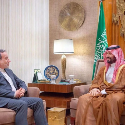 担心伊朗报复，海湾国家敦促美国