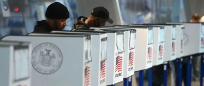 美国16个州和华盛顿特区结束大选投票