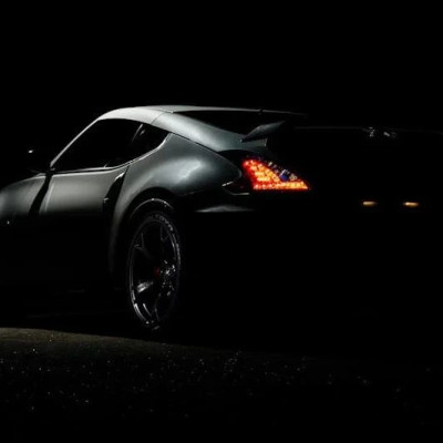 车市「金九银十」狂飙价格战：新势力吃饱，BBA跌倒