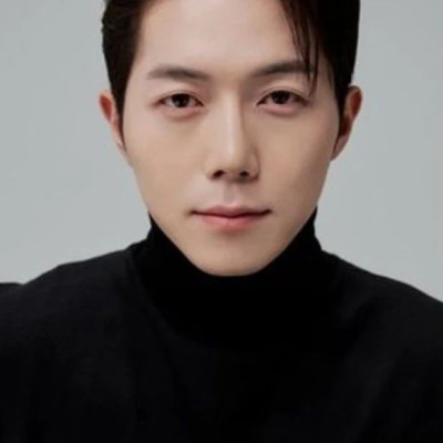 男星在中国旅行期间猝死，年仅32岁！去世前一天还在发风景照...