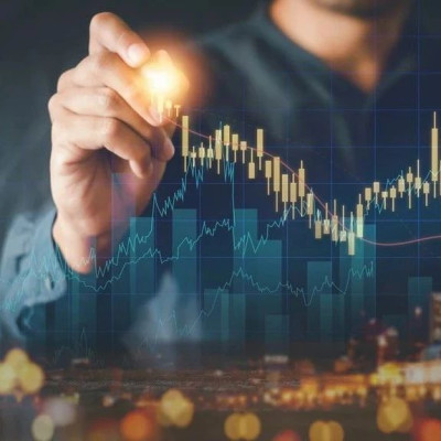 我的投资人，催我去港股IPO