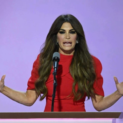 特朗普提名“准儿媳”当大使