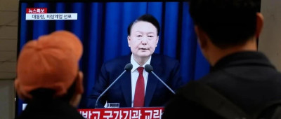 尹锡悦扔出政治