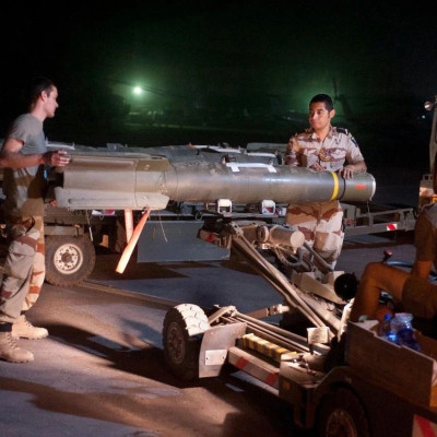 “20日，法国开始撤军”