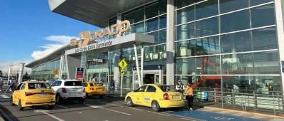 哥伦比亚机场存放两万具遗体？后续来了