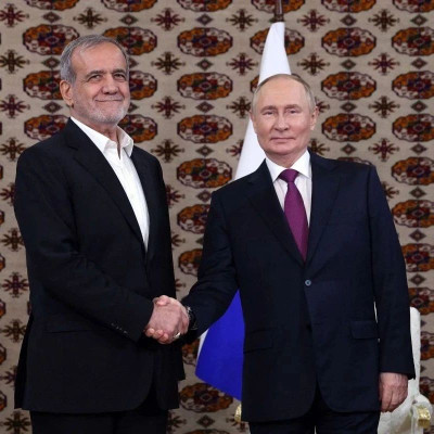 “伊朗总统接受普京邀请”
