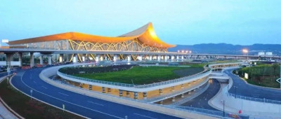 “昆明机场出境被民警索钱”？警方通报