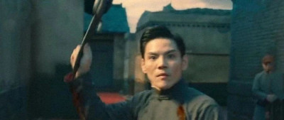 向佐劈开了内娱的厚脸皮