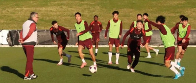 就在明天，拼了吧国足！