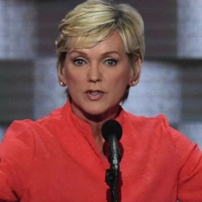 她又来：我们凭啥给中国