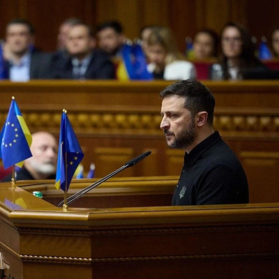 泽连斯基建议：用乌军取代美军