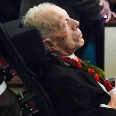 每日热问 | 美国前总统卡特提前投票，若他投票日前去世还算数吗？