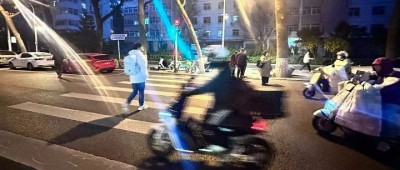 狂飙的“小电驴”，咋管？