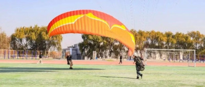 不是？！怎么你们开始瞒着我上天了？