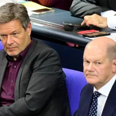 德国政坛大地震！联盟解体