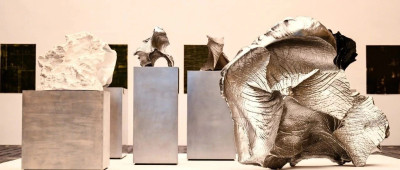 这只手，握住了700年的时光