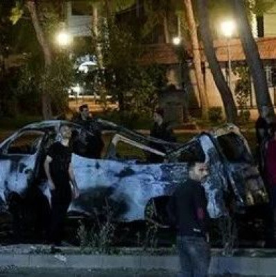 耿爽：中方强烈谴责，必须立即停止