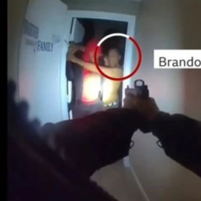 美国男子遭入室抢劫，报警后反被警察枪杀