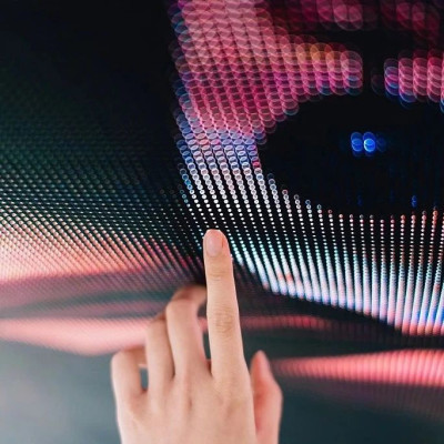 有机光电材料供应商「卢米蓝」完成新一轮融资，加速OLED材料国产化进程 | 早起看早期