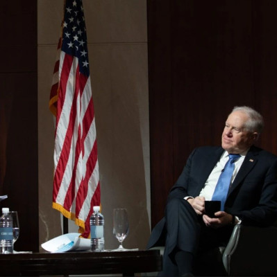 美军采购主管承认：中国六代机将领先美国形成作战能力