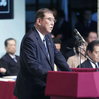 日本新首相石破茂：曾与安倍和麻生交恶