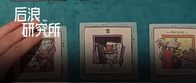 自学2个月速成，塔罗成了年轻人的「稳赚」副业