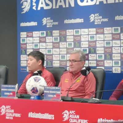 中国队再战日本队，主帅发声