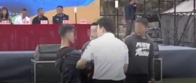 学生质疑学校“有钱建草堂无钱修宿舍”，被送去做精神鉴定？官方回应