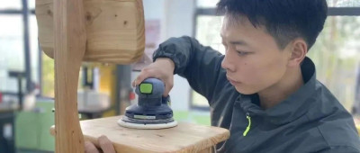 22岁高职毕业生，成了大学老师！