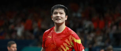 冲上热搜！吴敬平教练晒与樊振东聊天记录