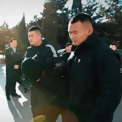 锐器割喉、钝器打击颅骨，21年前一出租车司机遇害案告破