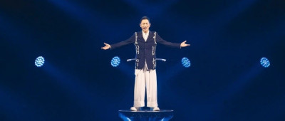 刘德华演唱《中国人》遭绿营攻击，国台办用6首歌回应