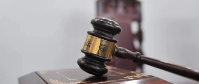 收200万元未办事，退休干部涉诈骗受审