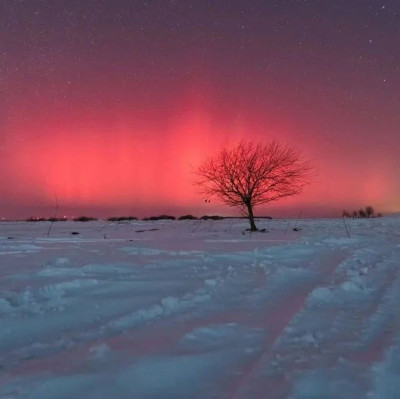 绚丽极光“开年红”，地磁暴会给人类带来什么？