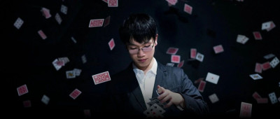 这个魔术，必须闭上眼睛才能体验