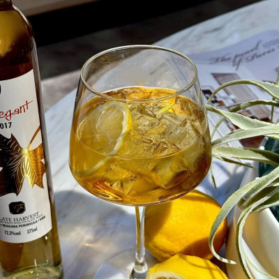 全球消费遇冷，加拿大进口商慌了，一千多的米其林冰酒卖到几十块