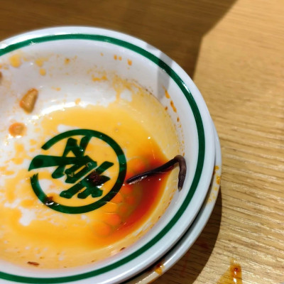 男子称在袁记云饺吃出蚯蚓