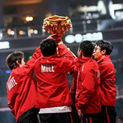 传奇杯S2总决赛在蓉收官，虎牙自制赛事迈入全新阶段