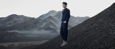 服饰牌局重开，这次轮到京东洗牌