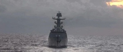 东部战区位台岛北部、南部同步组织要港封控等科目演练