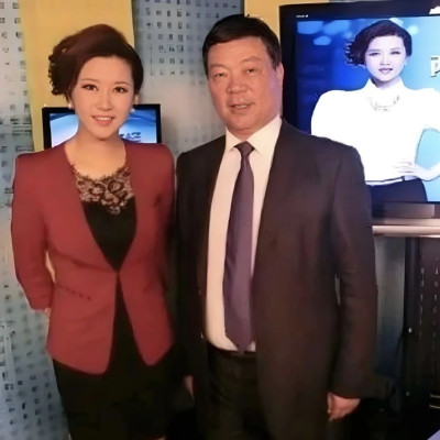 周婷接任杉杉股份董事长，曾是卫视主持人