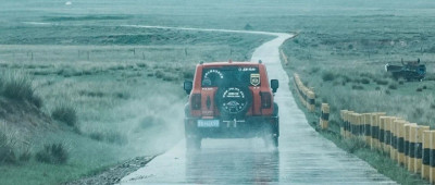 七言 | 天堂爆满，地狱打烊，唯有你的房间明亮