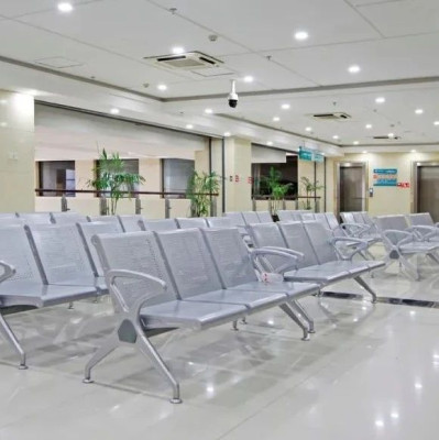 为什么公共场所的椅子上全是孔