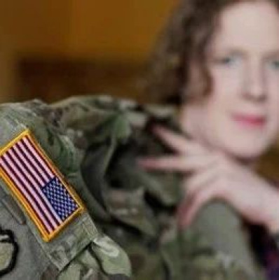 上任首日就推行，他计划将这1.5万名军人除名