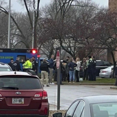 校园枪击案已致3死6伤，拜登听取汇报