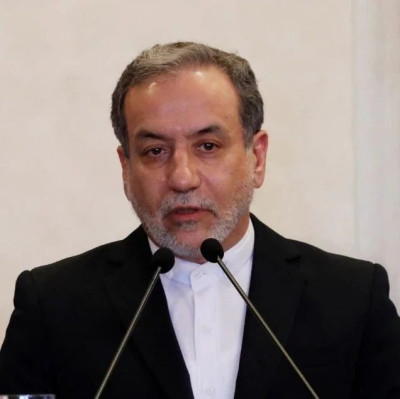 伊朗外长紧急到访，见了巴沙尔