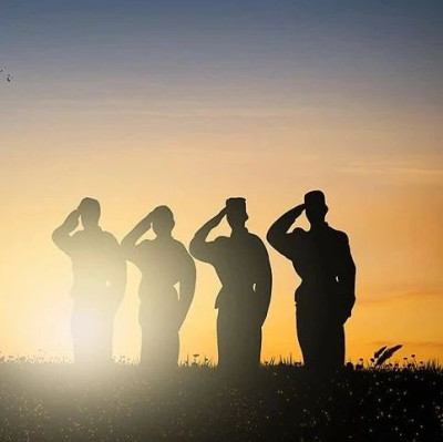 一个烈士遗孀和她的火锅店的故事