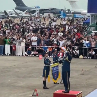 这一刻只有中国人才懂！