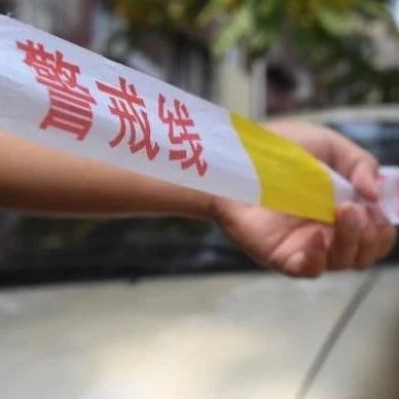 一公交司机突发疾病致车辆失控，造成1死4伤