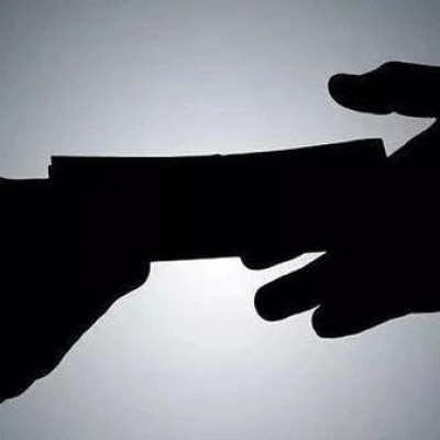 7.7万名村支书村主任被立案，专家提建议